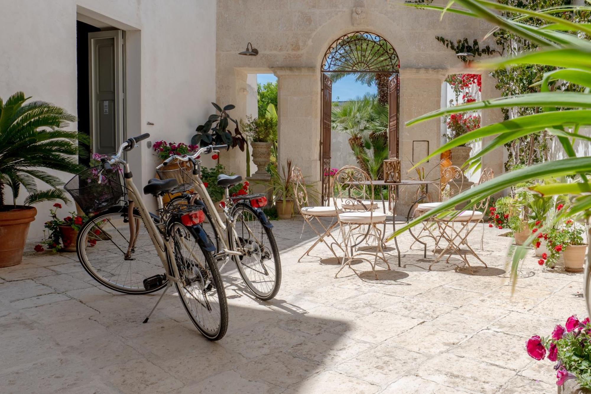 לינה וארוחת בוקר ג'ורדיניאנו Palazzo Angelica - Luxury Retreat Otranto מראה חיצוני תמונה