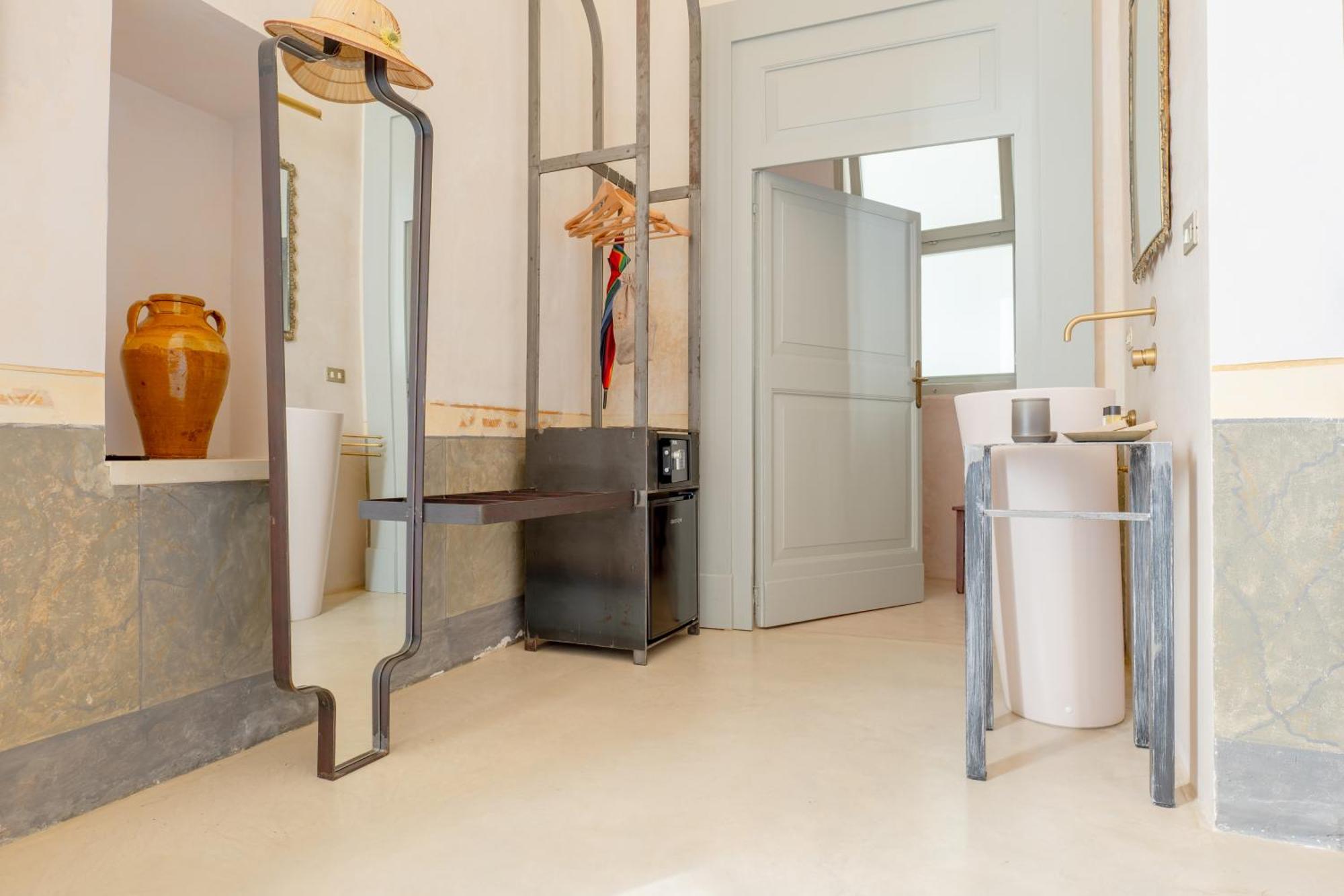 לינה וארוחת בוקר ג'ורדיניאנו Palazzo Angelica - Luxury Retreat Otranto מראה חיצוני תמונה